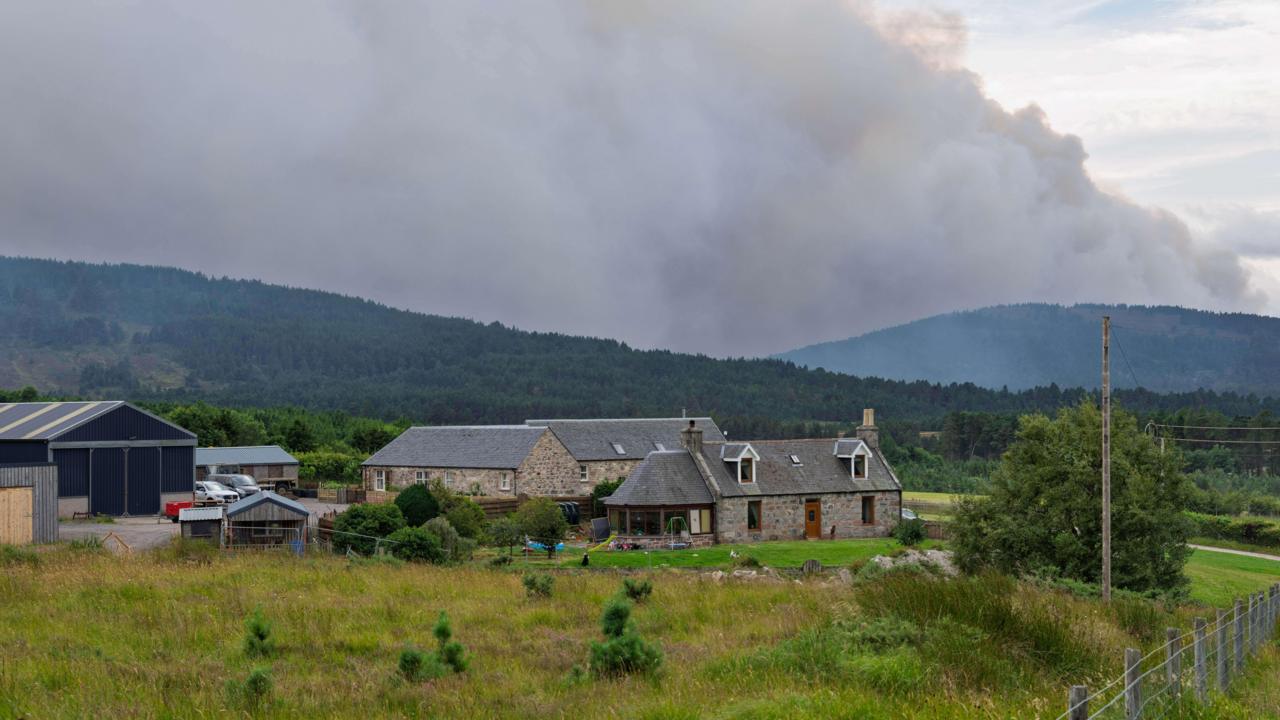 Police declare 'major incident' as weather change increases Cairngorms wildfire risk