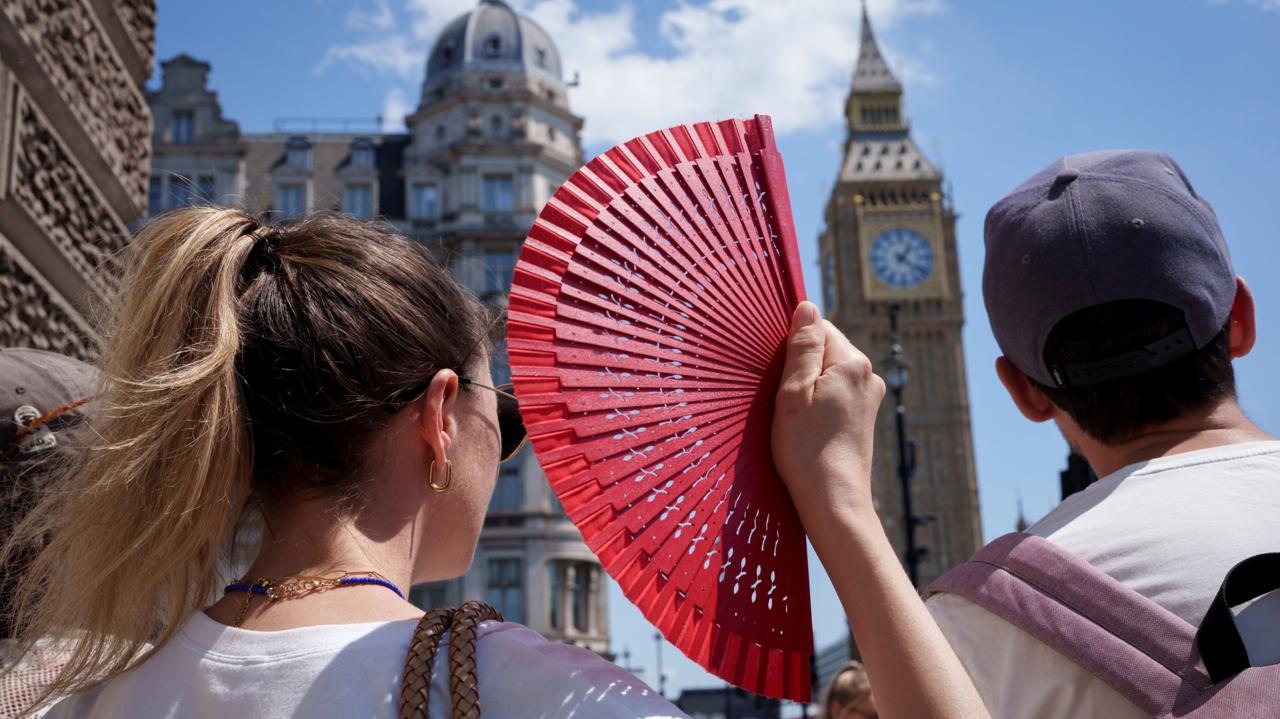 Fourth heatwave grips parts of UK with 35C forecast