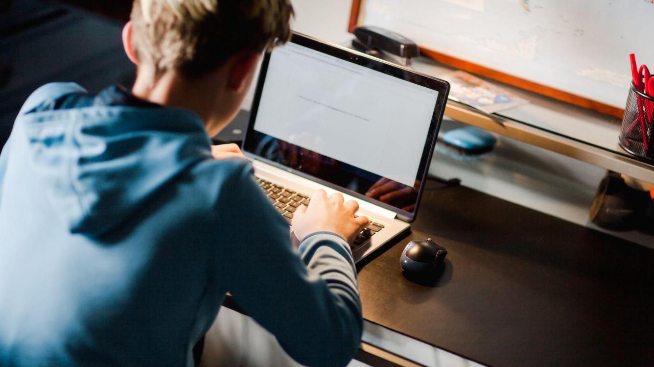 Teen hackers tell BBC how police are helping them use their skills for good