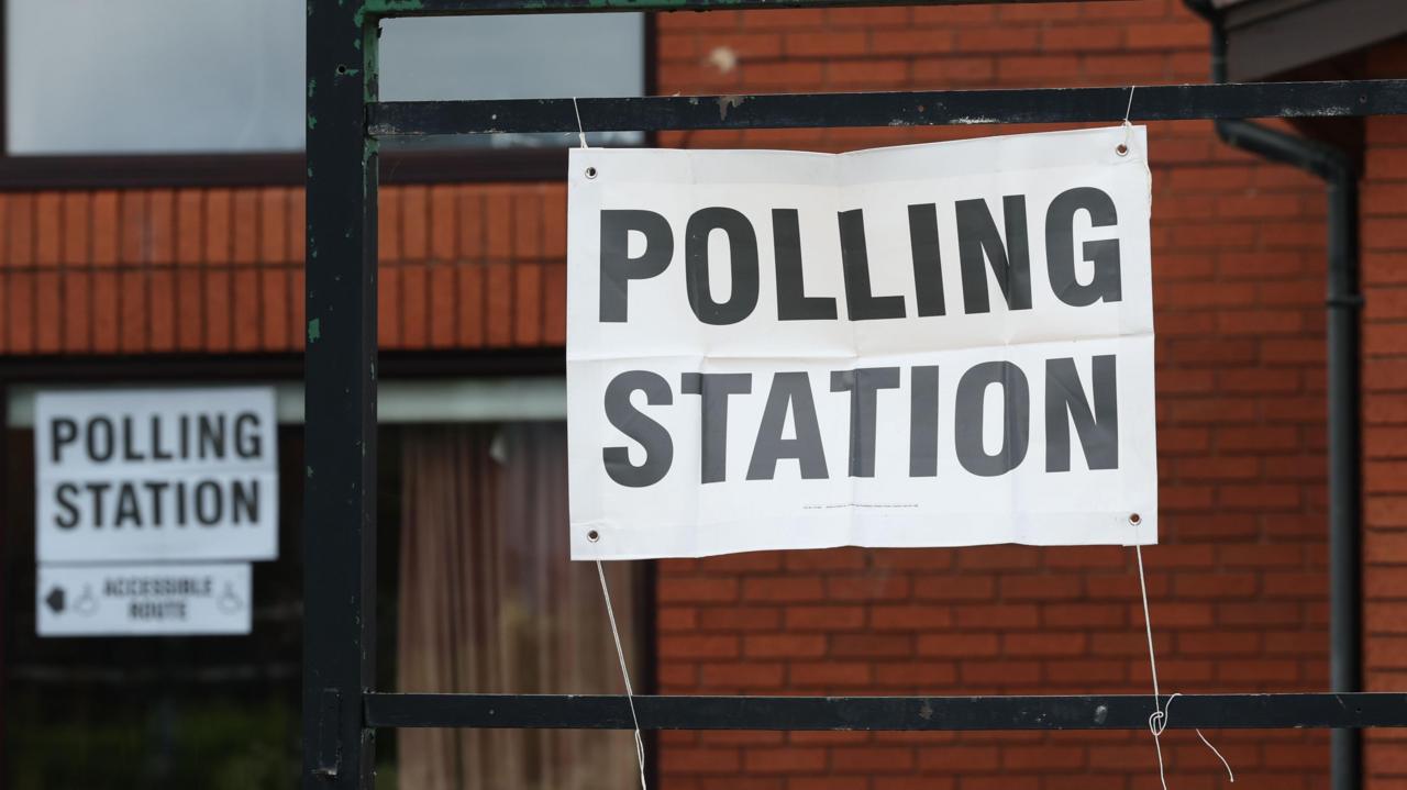 Polling stations open for mayoral election